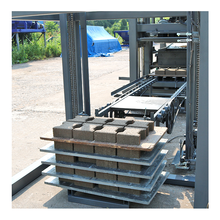 QT4-25 全自动水泥砌块成型机